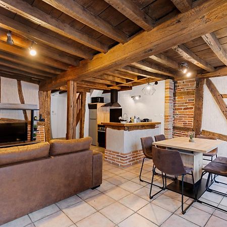 Les Chambres Tonics Montrevel-en-Bresse Екстер'єр фото