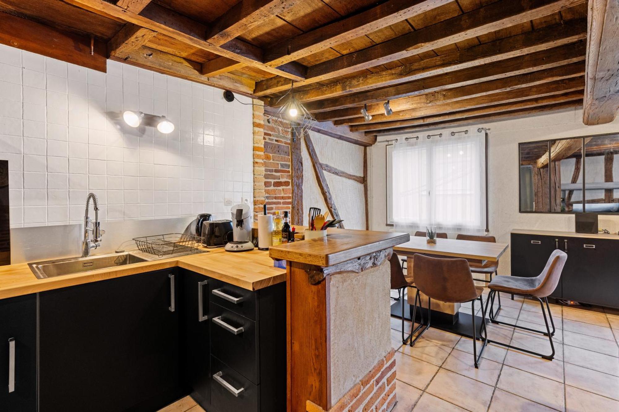 Les Chambres Tonics Montrevel-en-Bresse Екстер'єр фото